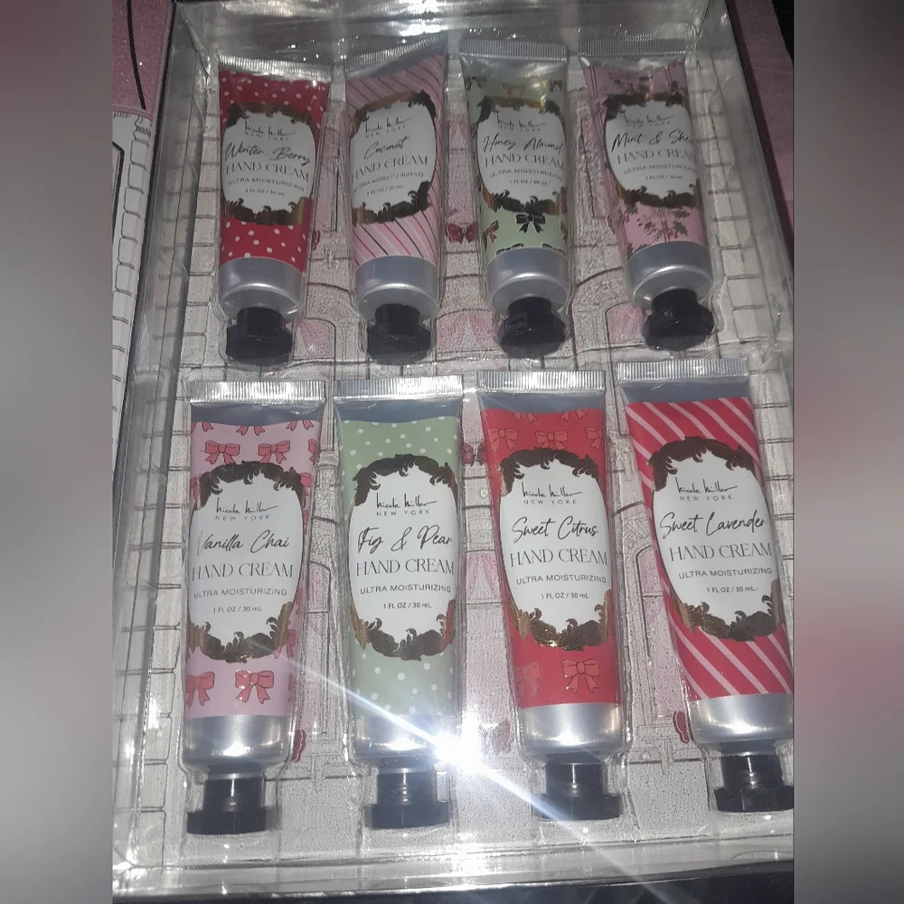 NEW Luxury Hand Cream Gift Set Of 8 In Gift Box